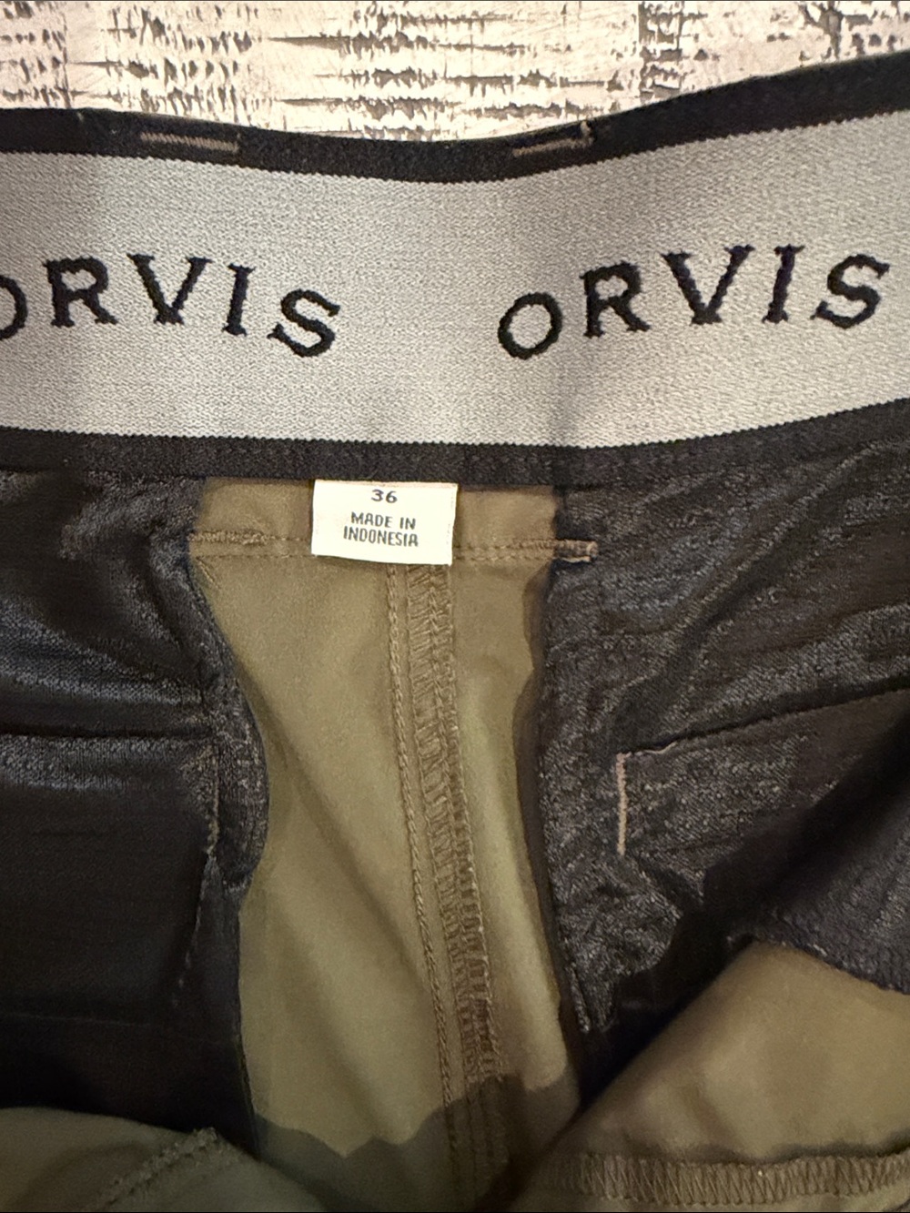 Orvis Olive Green Cargo Shorts - Picture 2 of 3